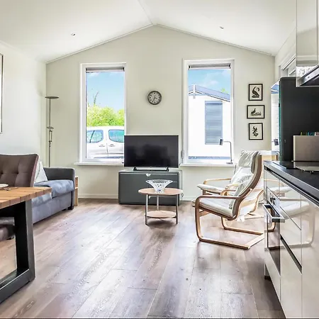 Awesome In With Wifi Casa de Férias De Heen