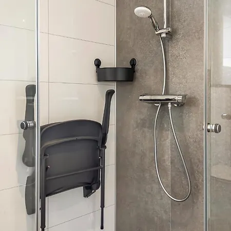 度假居 Awesome In With Wifi De Heen